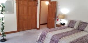 king bed closet door room 300x146